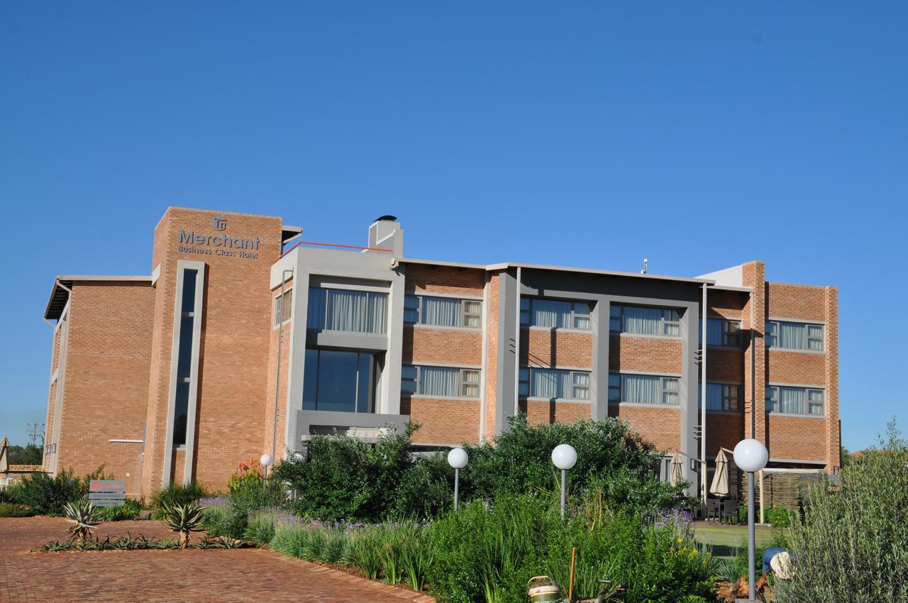 Merchant Business Class Hotel Henley on Klip Exteriör bild