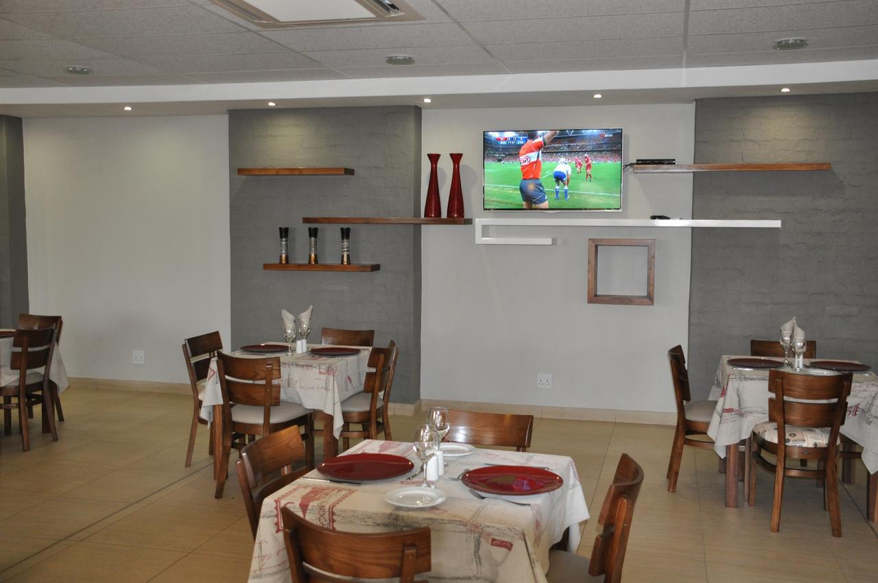 Merchant Business Class Hotel Henley on Klip Exteriör bild